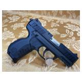 FIREARM/GUN RUGER SR22!! H953