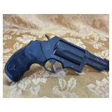 FIREARM/GUN TAURUS JUDGE!! H937