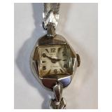 EARLY VINTAGE GRUEN 17 JEWEL LADIES WATCH!