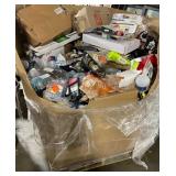 1 Pallet of Assorted Hardware/Household Items