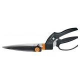 1 Lot (1) Fiskars Grass Shears. 1Lot (1) Fiskars P