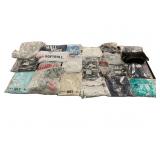 1 Lot of (24) Assorted Clothing Items