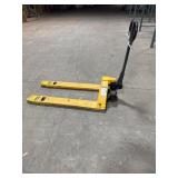 Working Pallet Jack (2500lbs)