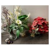 1 Lot of 3-Artificial Flower Arrangement In Vase