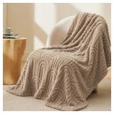 $21 Cozy Winter Collection Bedsure 279gsm Super So