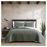 Troutdale Reversible Quilt Set