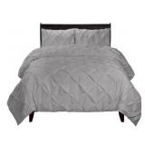 $42 CHC Pintuck Comforter Set Grey Queen