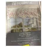 FLORAL SCALLOPED 60' WINDOW VALANCE