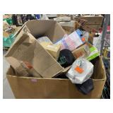 1 LOT OF ASSORTED HOME GOODS