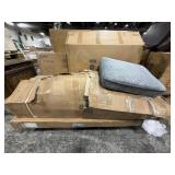 1 LOT OF ASSORTED FURNITURE PARTS