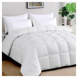 STWIENER SOFT ALASKAN KING COMFORTER 132'X120' EXT