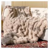 ULTRA SOFT COZY FAUX FUR THROW BLANKET, FUZZY PLUS
