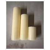 1 LOT OF ASSORTED SIZE WHITE CANDLES
