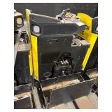 HYSTER BE80-100ZHD ENCLOSED END RIDER