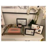 1 LOT DECORATIVE ITEMS