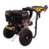 $899 4400 PSI 4.0 GPM COLD WATER GAS PRESSURE WASH