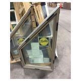19IN X 33IN PELLA LEFT TRAPEZIOD METAL CLAD WINDOW