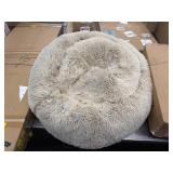 FLUFFY BEIGE DOG BED