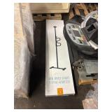 SECURITY POLE AND CURVE BAR