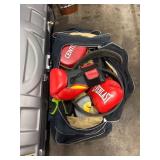 1 LOT ASST GEAR