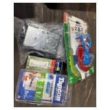 1 LOT OF ASSORTED HOUSE APPLIANCES