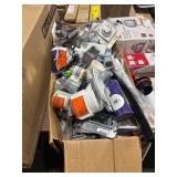 1 LOT ASST HARDWARE