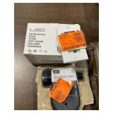1 LOT (1) LED RETRO STYLE BULB SOFT WHITE 12-PACK.