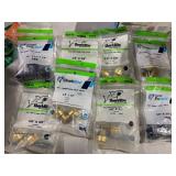 1 LOT (8) SHARKBITE PEX COPPER CPVC CUIVRE AND ECT