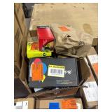 1 LOT ASST HARDWARE