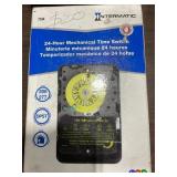 INTERMATIC 1-OUTLET IN-WALL LIGHTING TIMER