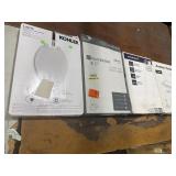 1 LOT ASSORTED TOILET SEATS