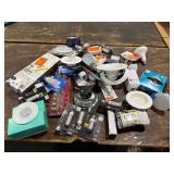1 LOT ASSORTED LIGHTING