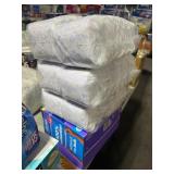 1 LOT OF (4) ASSORTERD HYGIENE PRODUCTS