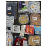 1 LOT OF MIXED ITEMS(METAL GLUE,SHOELACES,DECOR,NE