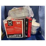 1 LOT ASSORTED DISPOSABLE DISHES & FORKS