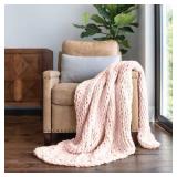 BLUSH CHUNKY KNIT ACRYLIC THROW BLANKET