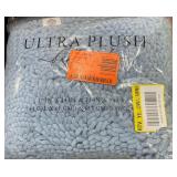 CASUAL COMFORT CHENILLE BATHTUB MAT 2- PACK