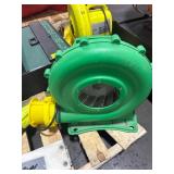INFLATABLE BLOWER
