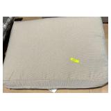 CUSHION 22 IN X 17 IN