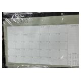 1 LOT (4) GREEN BACKGROUND BIG DESK CALENDAR 2026
