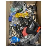 1 LOT OF ELECTRONICS AND ACCESSORIES, CABLES, CONN