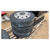 255/70R22.5 Truck Tractor Tires w/ Rims