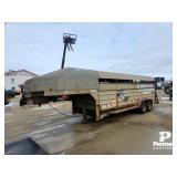 1989 28-FT Sokal 5th Wheel Stock Trailer T/A