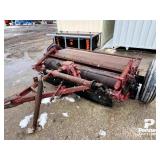 New Holland 404 7' Hay Crimper