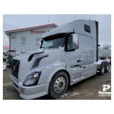 2013 Volvo VNL64T Truck Tractor T/A