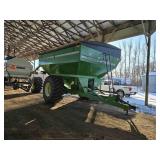 Unverferth 8250 Grain Cart