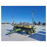 John Deere 7000 6 Row, 30' Spacing Corn Planter