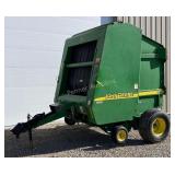 John Deere 567 Round Baler