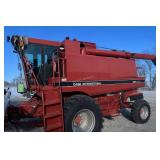 *O/S Case IH 1688 Combine