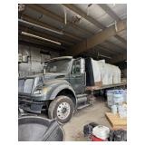 *O/S 2007 International Deck Truck w/ Water Tank